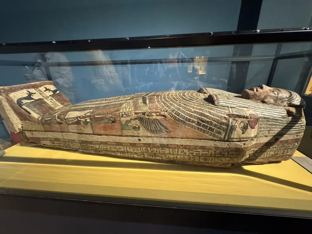 Chasing Shiva: The Dark Side of the Looted Asian Antiquities Trade
